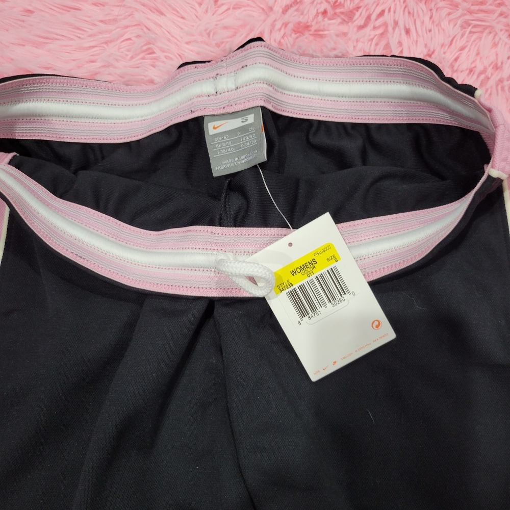 NWT Nike Black and Pink Shorts, Size S - Picture 4 of 5